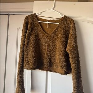 Free People Cropped V-Neck Fuzzy Sweater - Chestnut